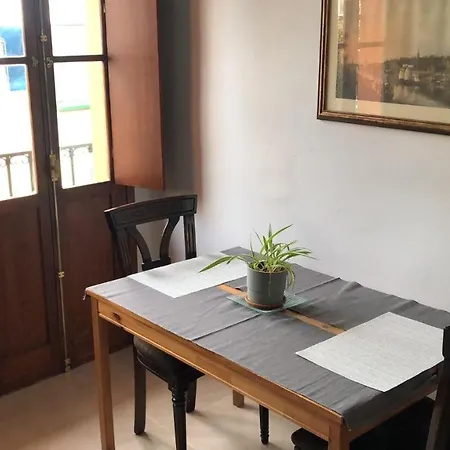 Estudio En El Centro De Apartamento